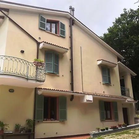Diffuso Millepapaverirossi Casa Ruggero Intera Apartment *
