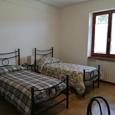 Diffuso Millepapaverirossi Casa Ruggero Intera Apartment Cesi